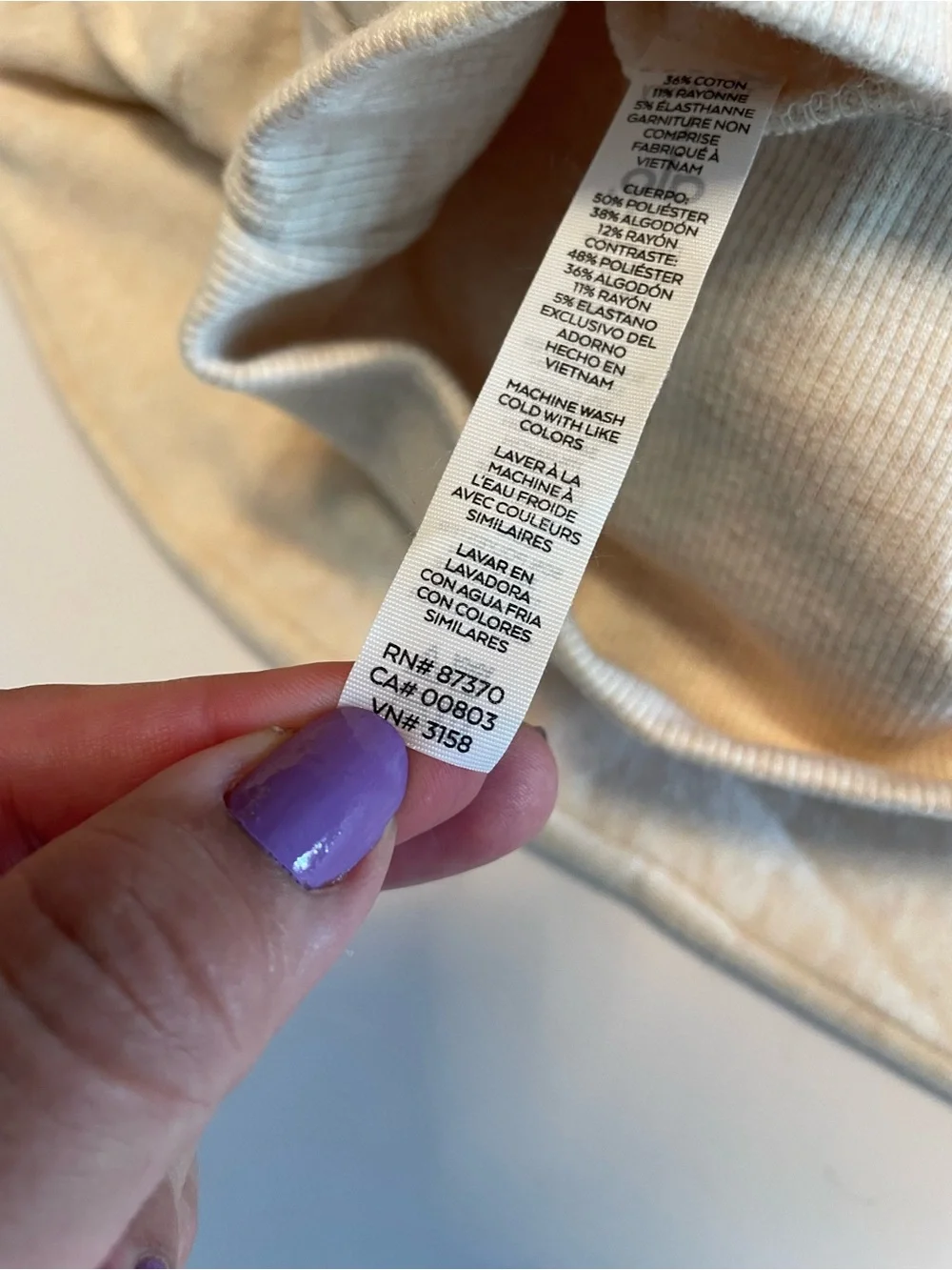 ALO Yoga Cream Turtleneck Pullover